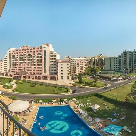 Private Apartament In Poseidon Апартамент *